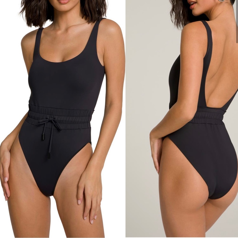 • NWT GOOD AMERICAN Waist Framer One piece •